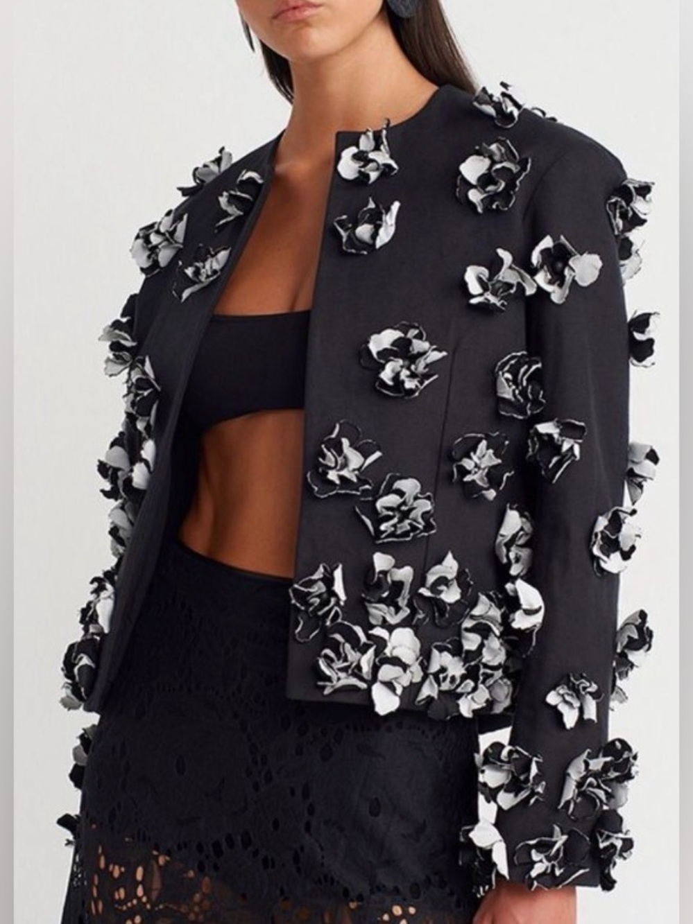 NU MAIN LABEL FLORAL EMBELLISHED JACKET